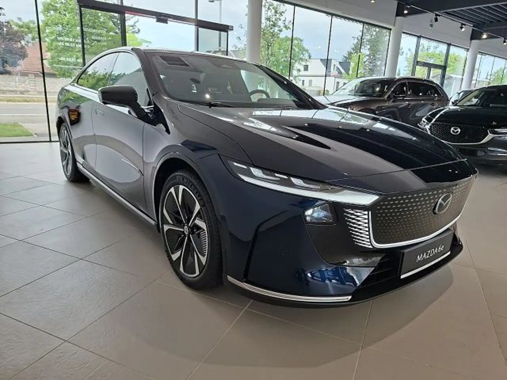 Mazda 6e