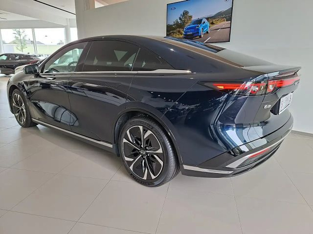 Mazda 6e