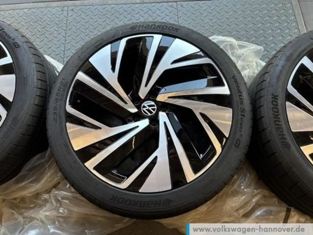 Volkswagen ID.5