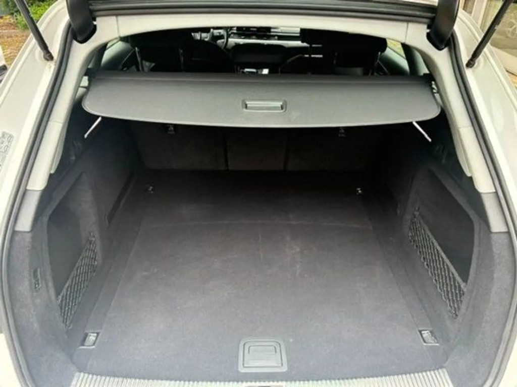 Audi A4 Avant Quattro S-Tronic 40 TDI