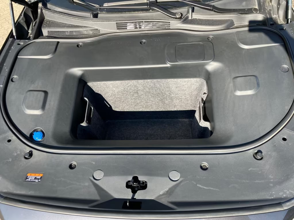 Mazda 6e