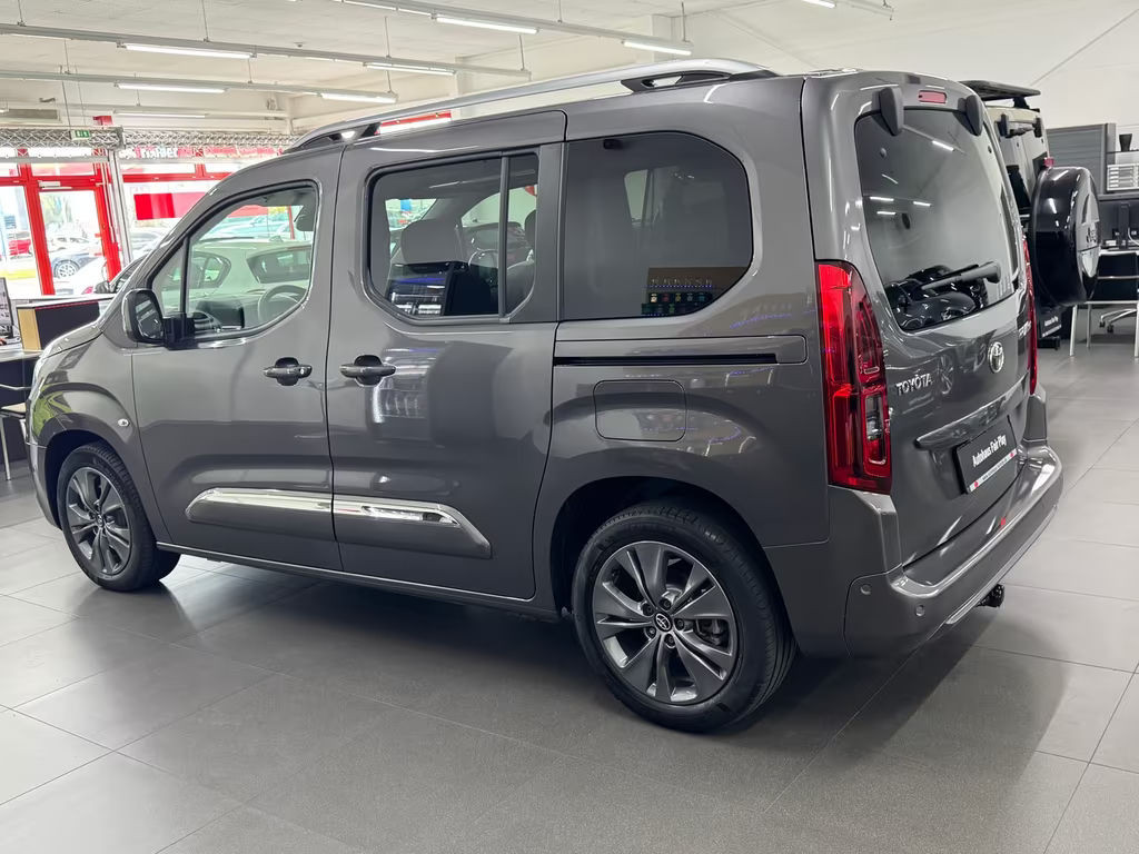 Toyota Proace (Verso)