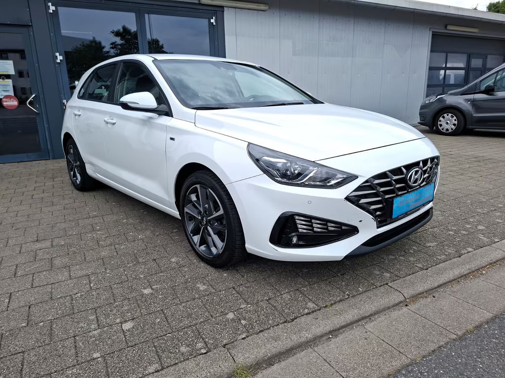 Hyundai i30 Trend Hybrid