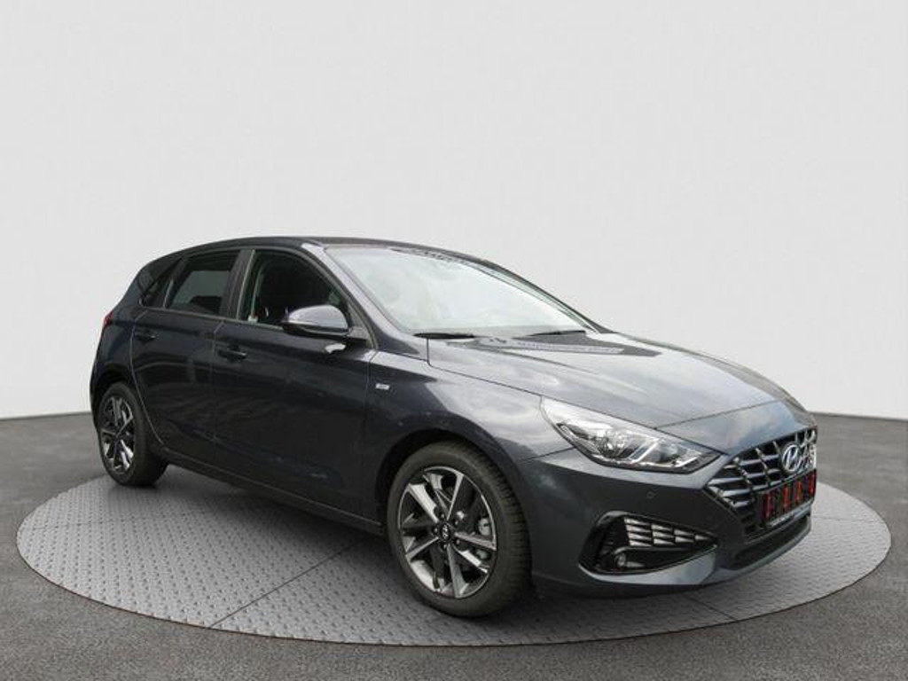 Hyundai i30 Trend Hybrid