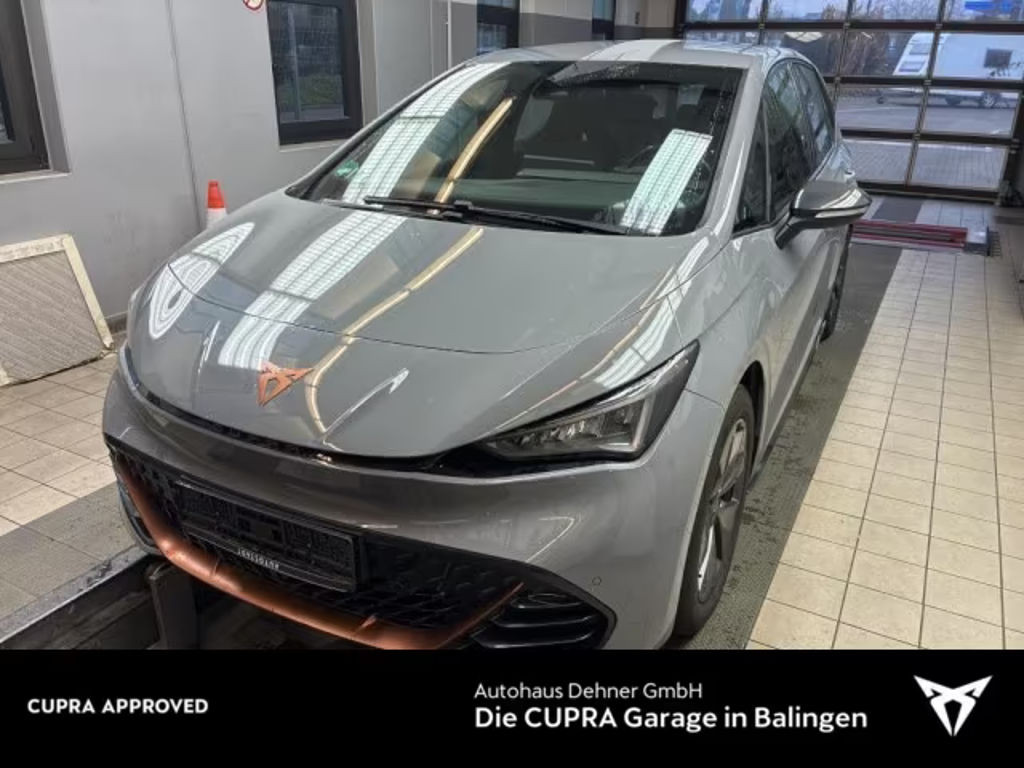 Cupra Born 204PS/62kWh TECH M+PILOT M+SHZ+RKAM+ACC