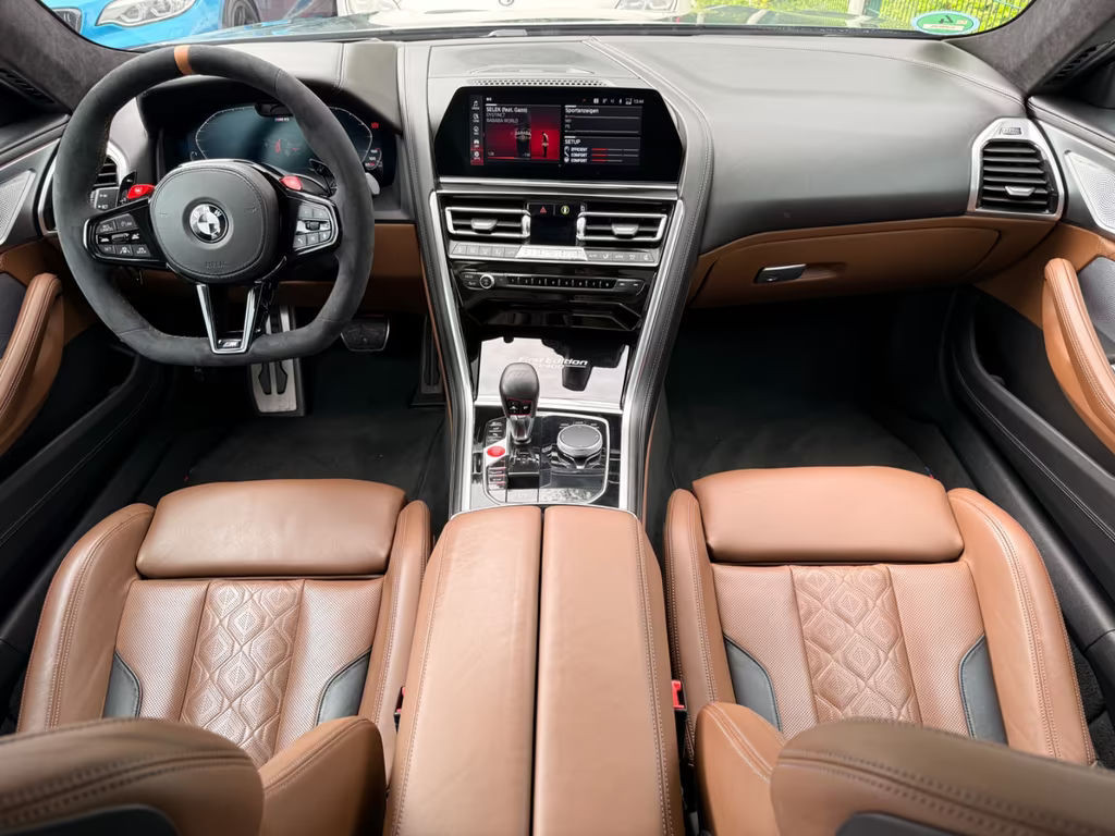 BMW M8