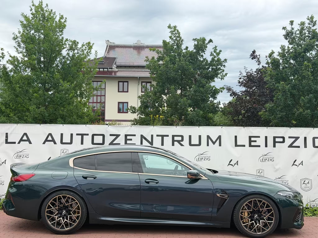 BMW M8