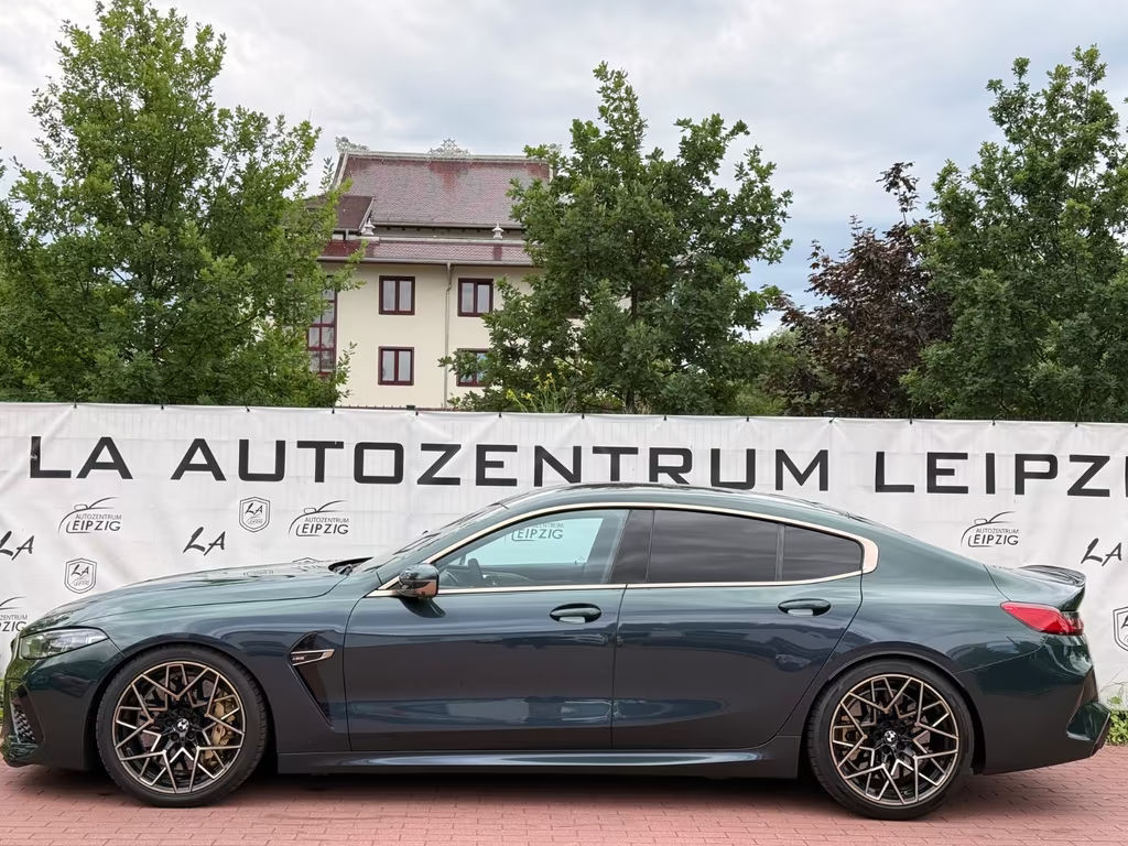 BMW M8