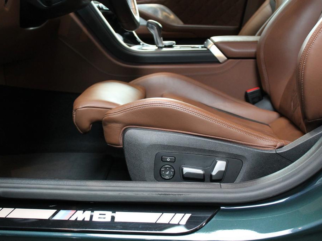 BMW M8