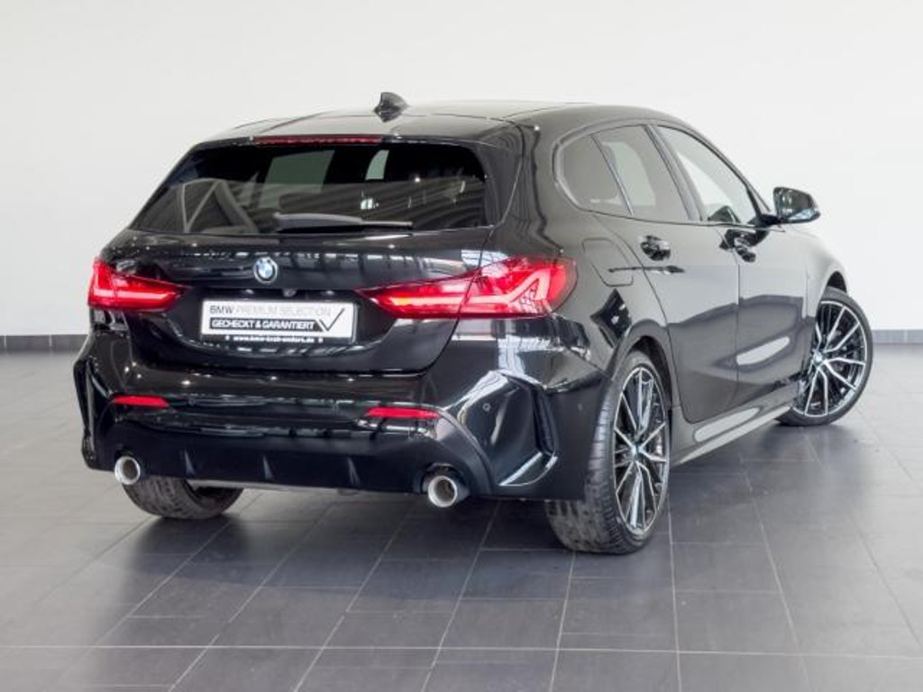 BMW 1 Serie 120 M-Sport Sedan 120d