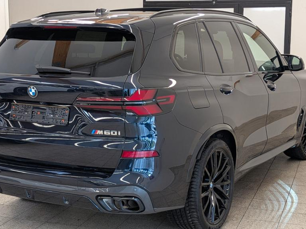 BMW X5 M60