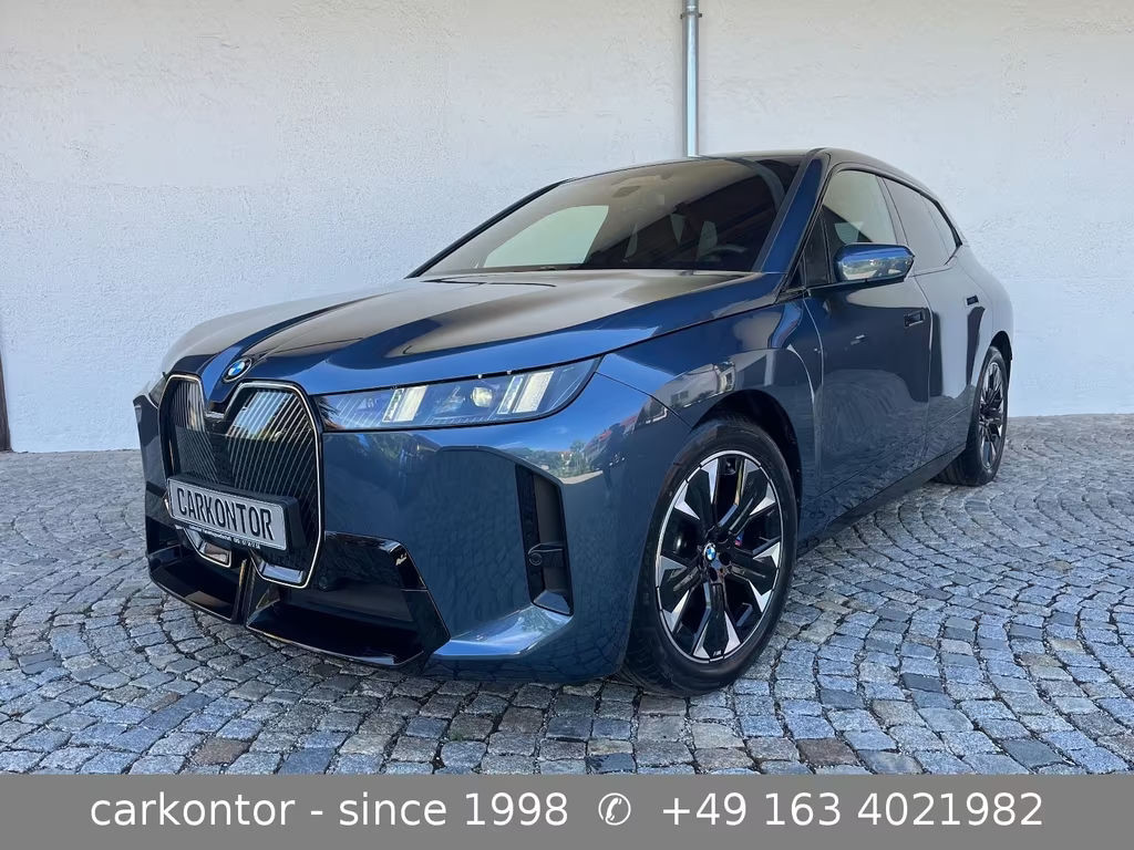 BMW iX