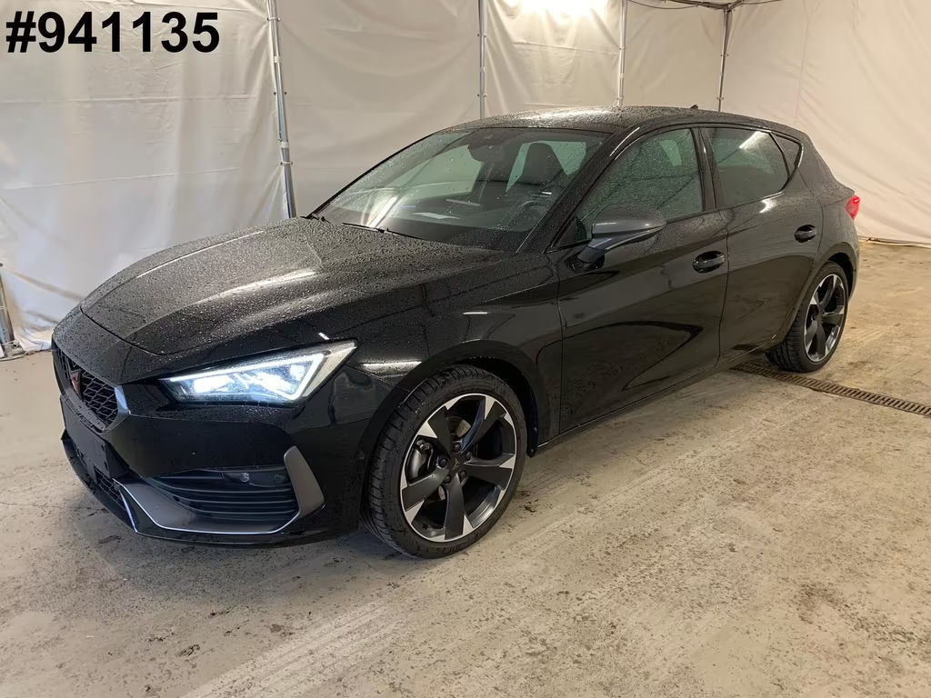 Cupra Leon ACC+/KAMERA/18"/MEMORY/BEATS AUDIO