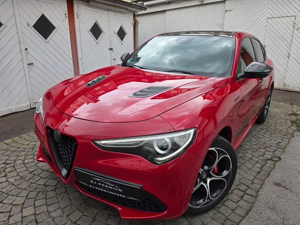 Alfa Romeo Stelvio Veloce Carbon Q4