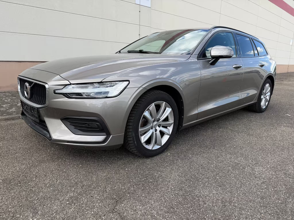 Volvo V60 D3 Momentum Core