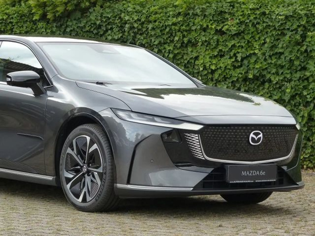 Mazda 6e