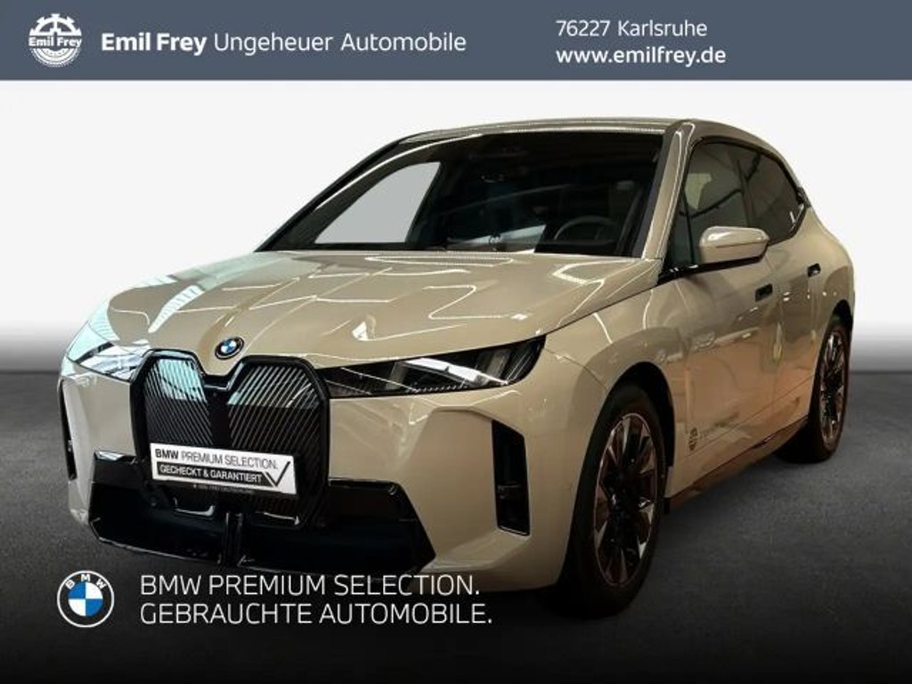 BMW iX xDrive45