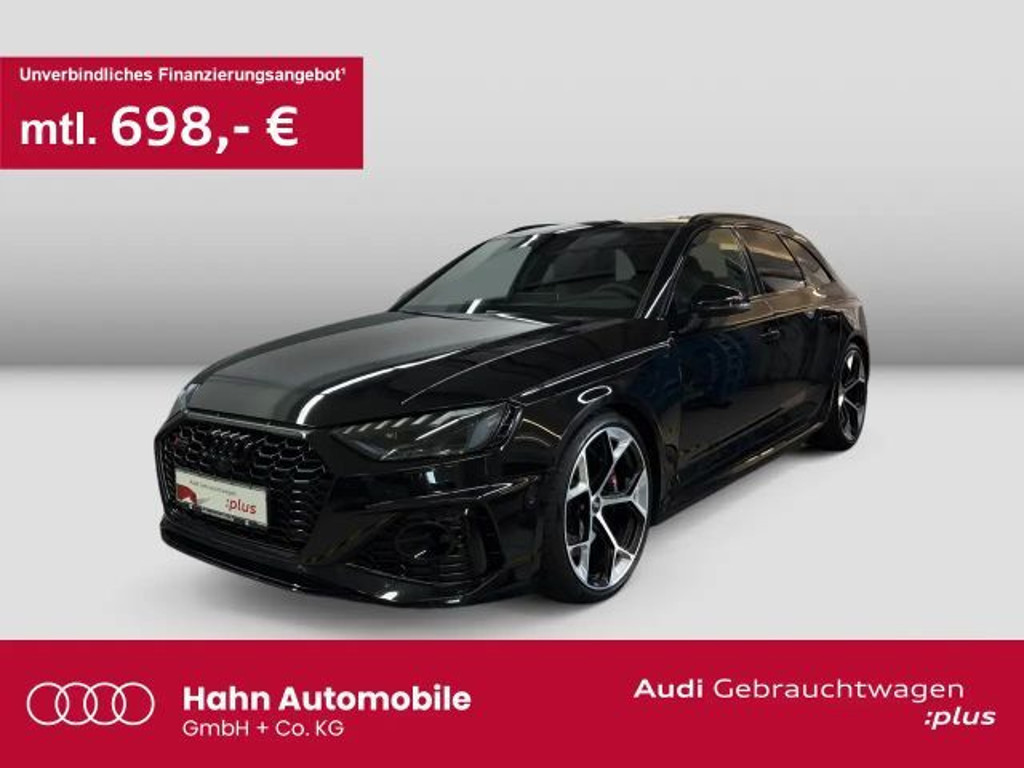 Audi RS4 Quattro Competition