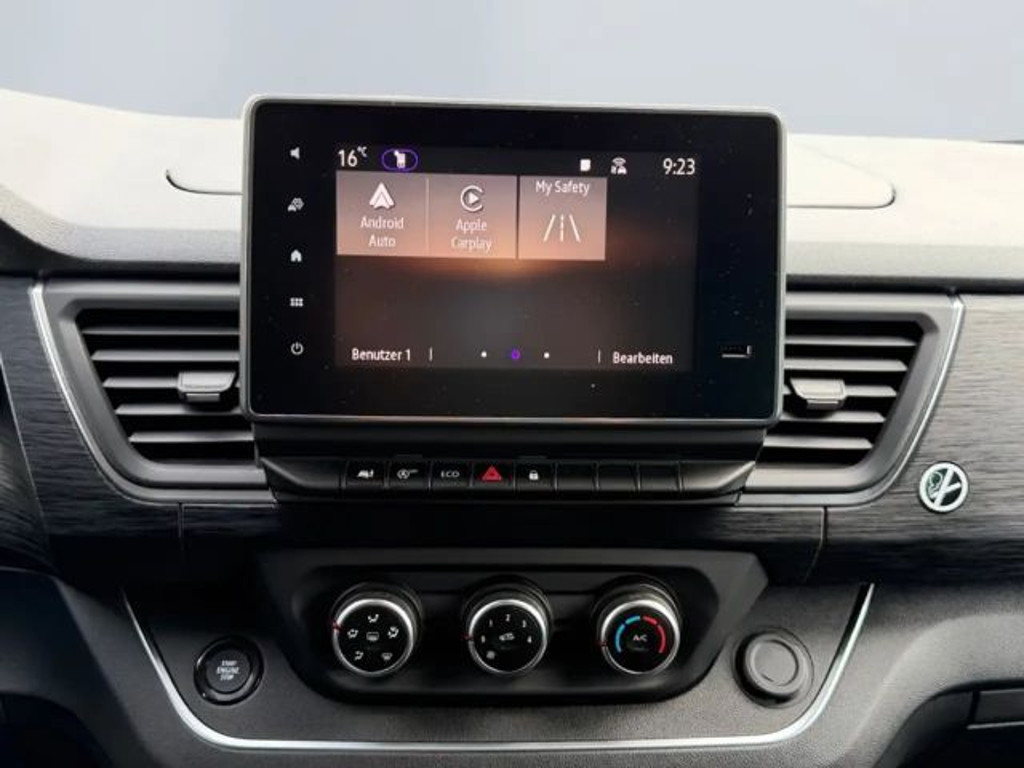 Nissan Primastar