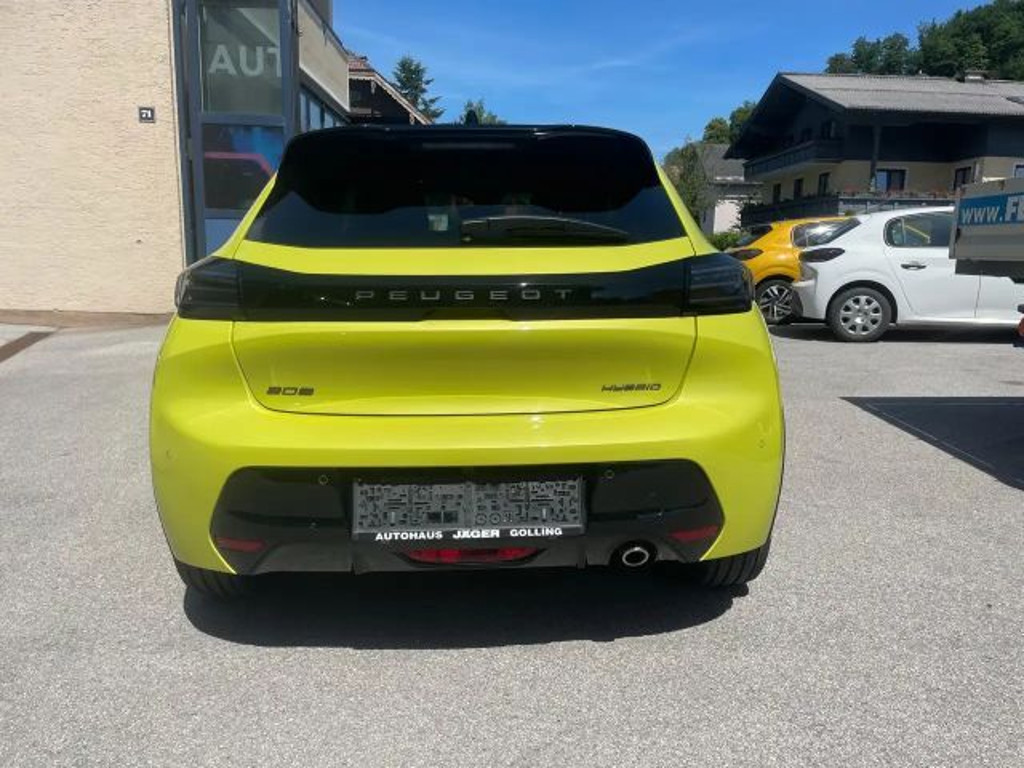 Peugeot e-208