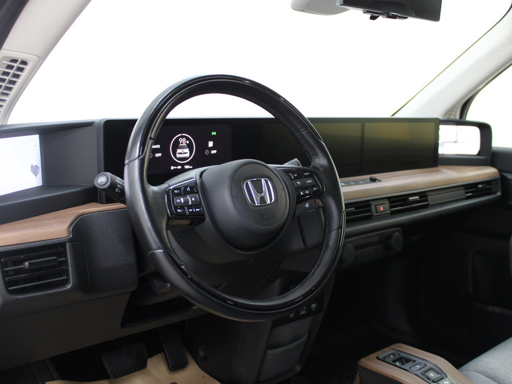 Honda e