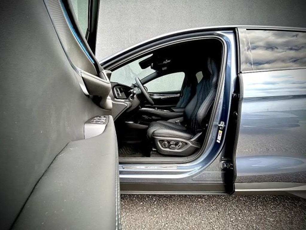 BYD Sealion 7