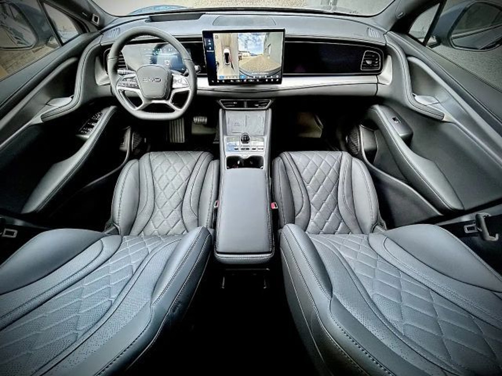 BYD Sealion 7