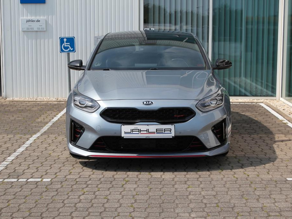 Kia ProCeed