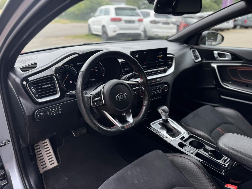 Kia ProCeed