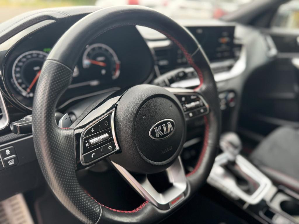 Kia ProCeed
