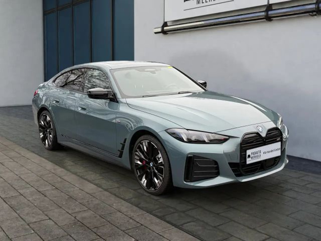 BMW i4