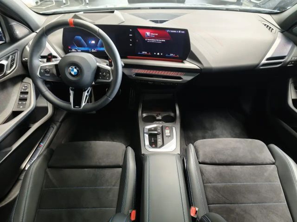 BMW M140i