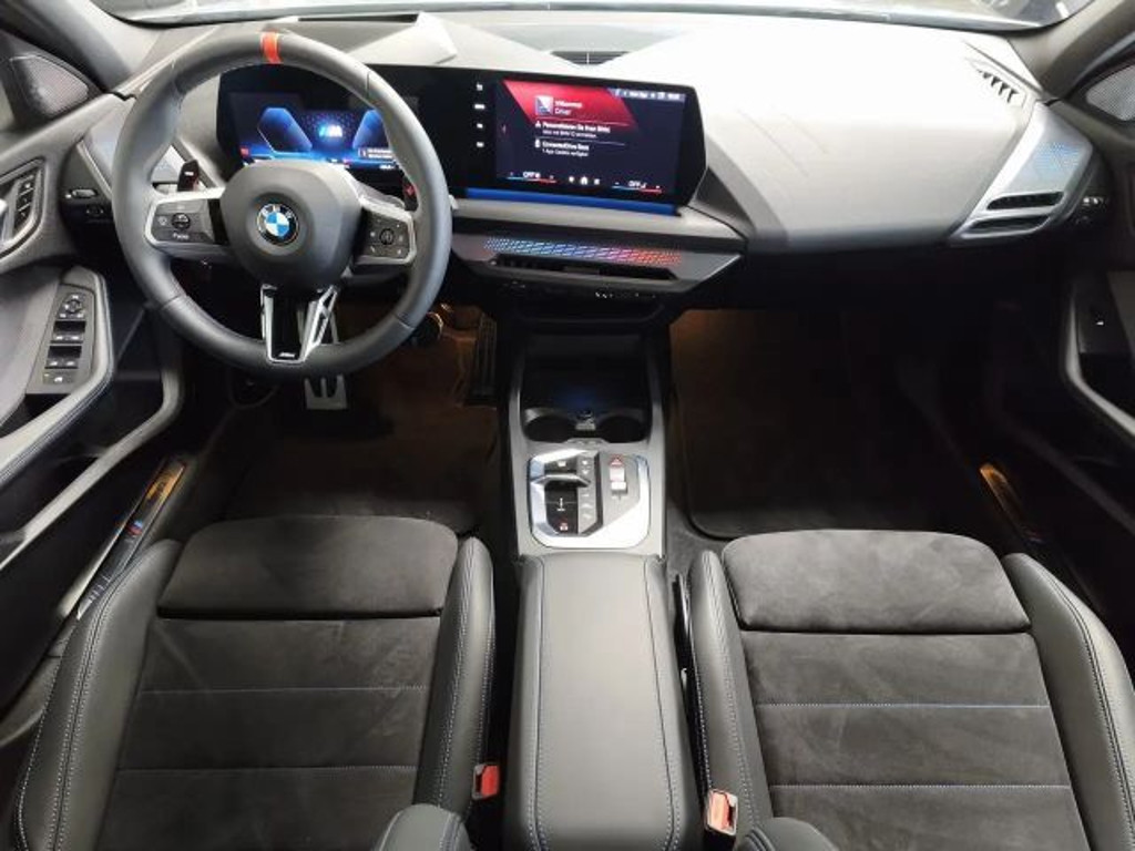 BMW M140i