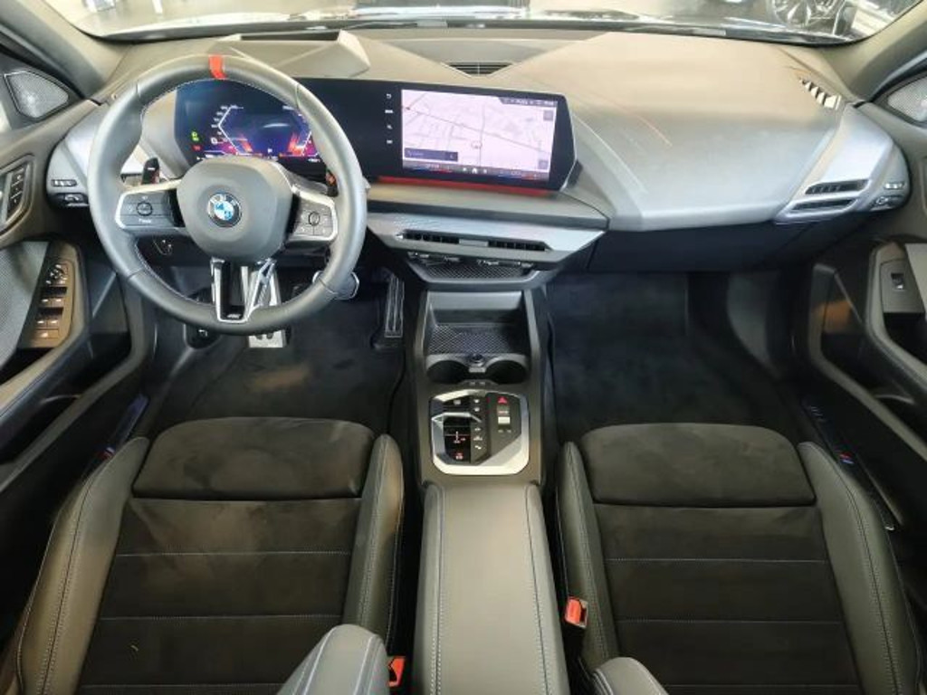 BMW M140i
