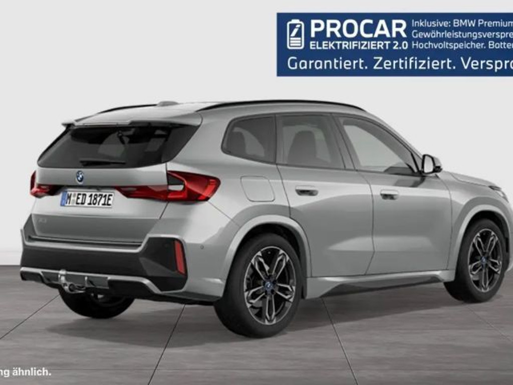 BMW iX1