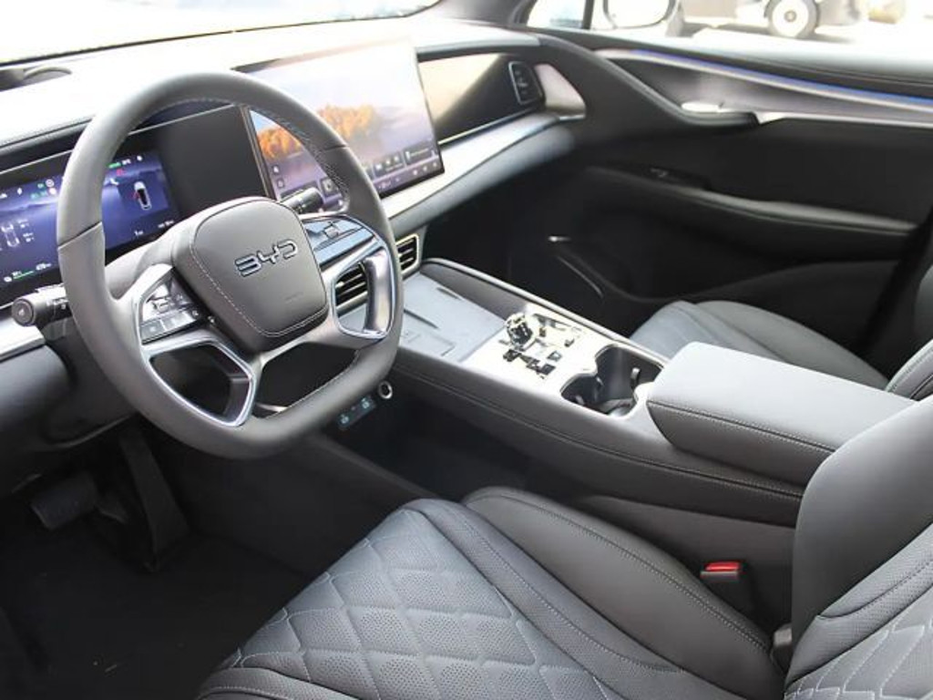 BYD Sealion 7
