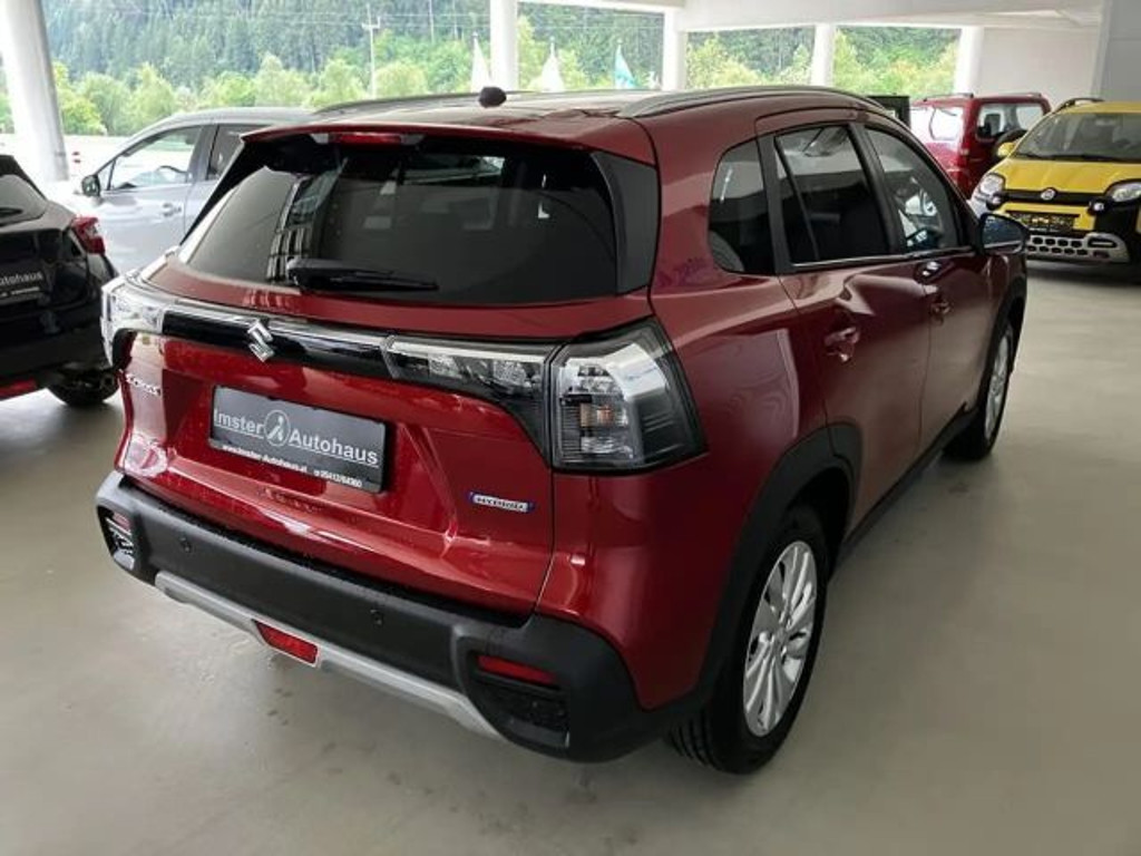 Suzuki S-Cross