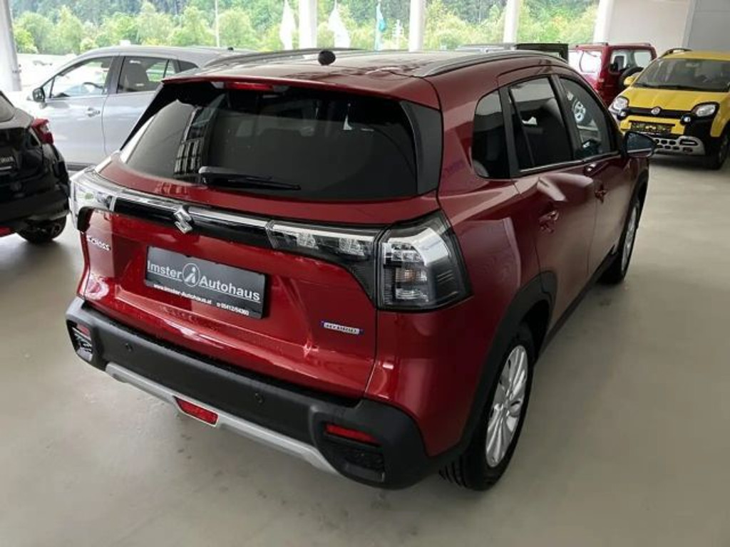 Suzuki S-Cross