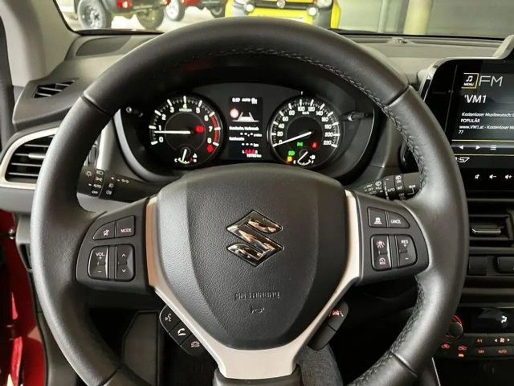 Suzuki S-Cross