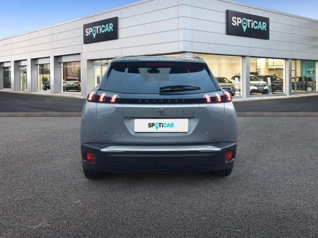 Peugeot e-2008