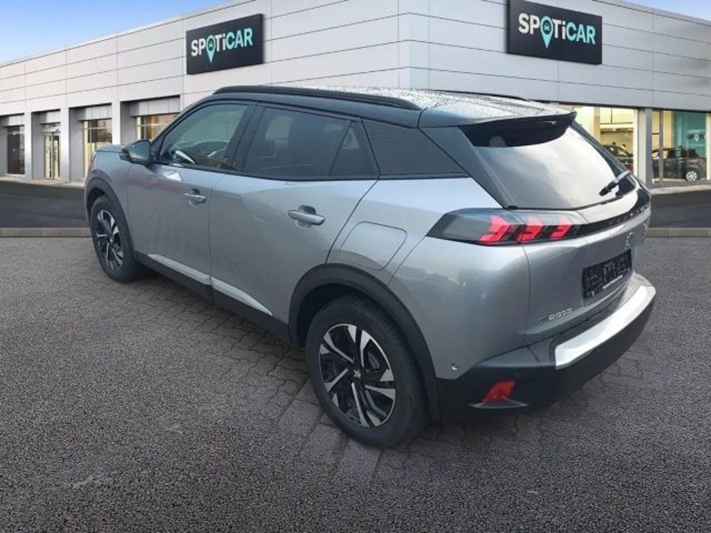 Peugeot e-2008
