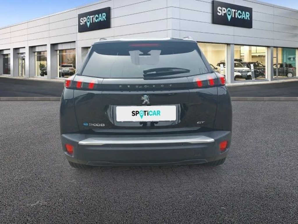 Peugeot e-2008