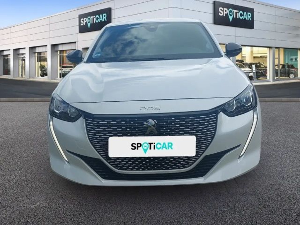 Peugeot e-208