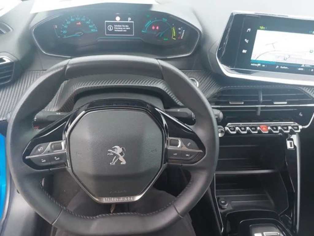 Peugeot e-208