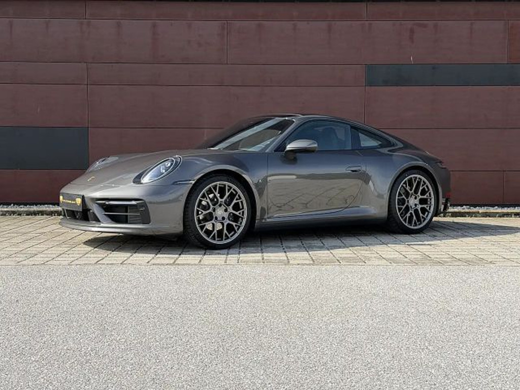 Porsche 911 Coupé 4 992 Carrera