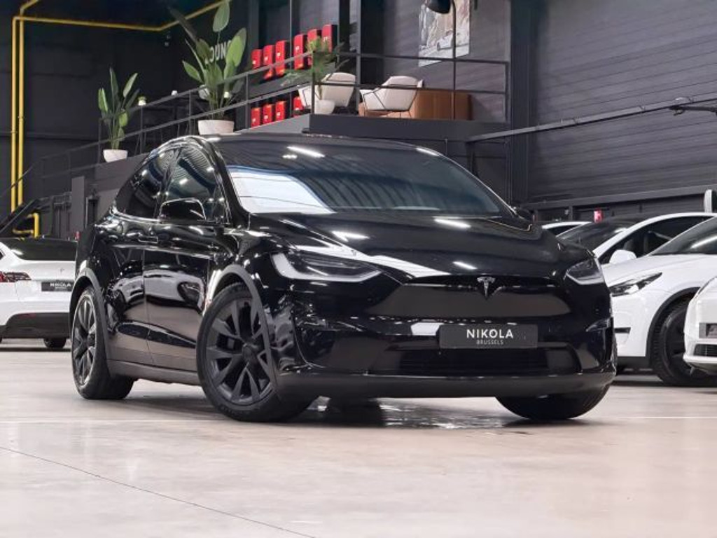 Tesla Model X Plaid