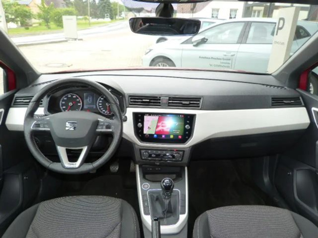Seat Arona