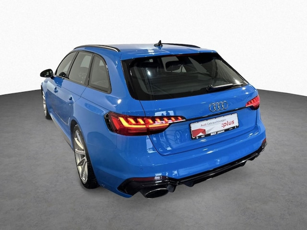 Audi RS4