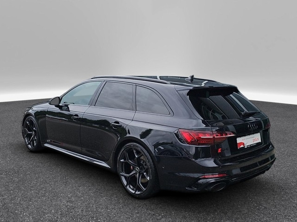 Audi RS4