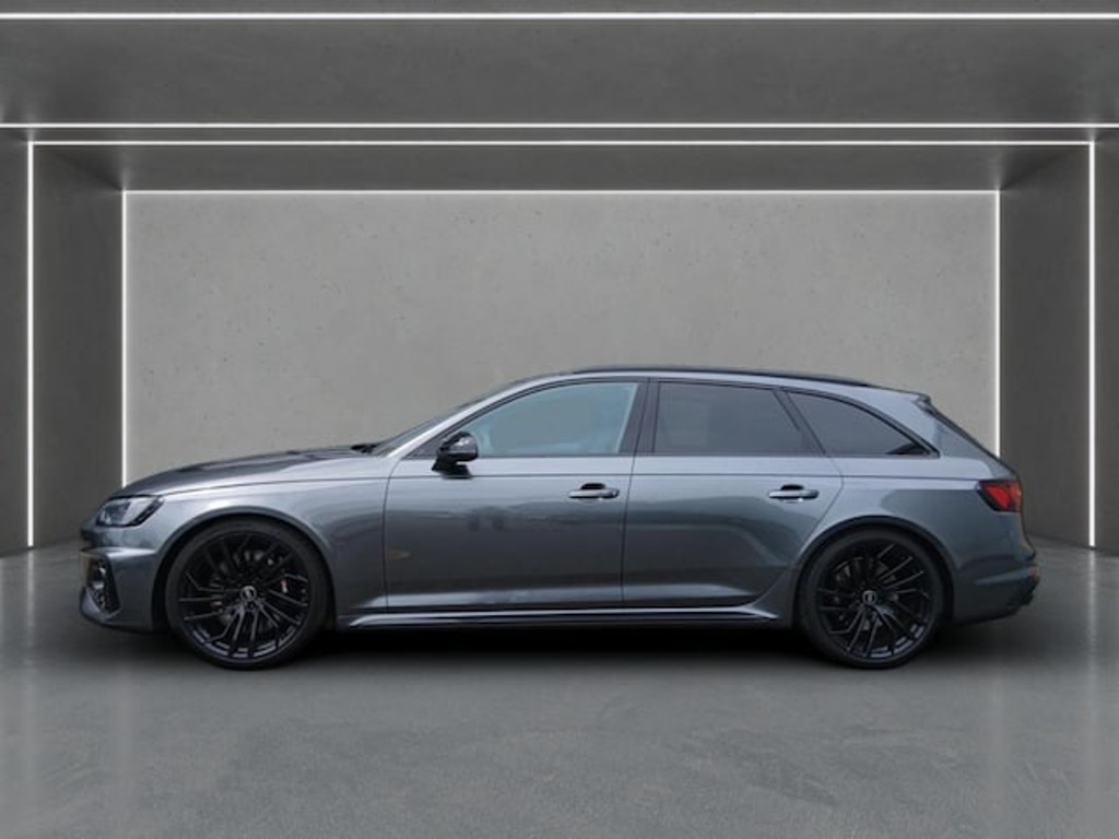 Audi RS4